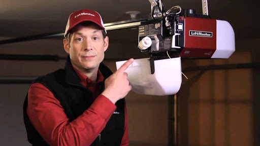 Lift Master Garage Technician Milwaukee